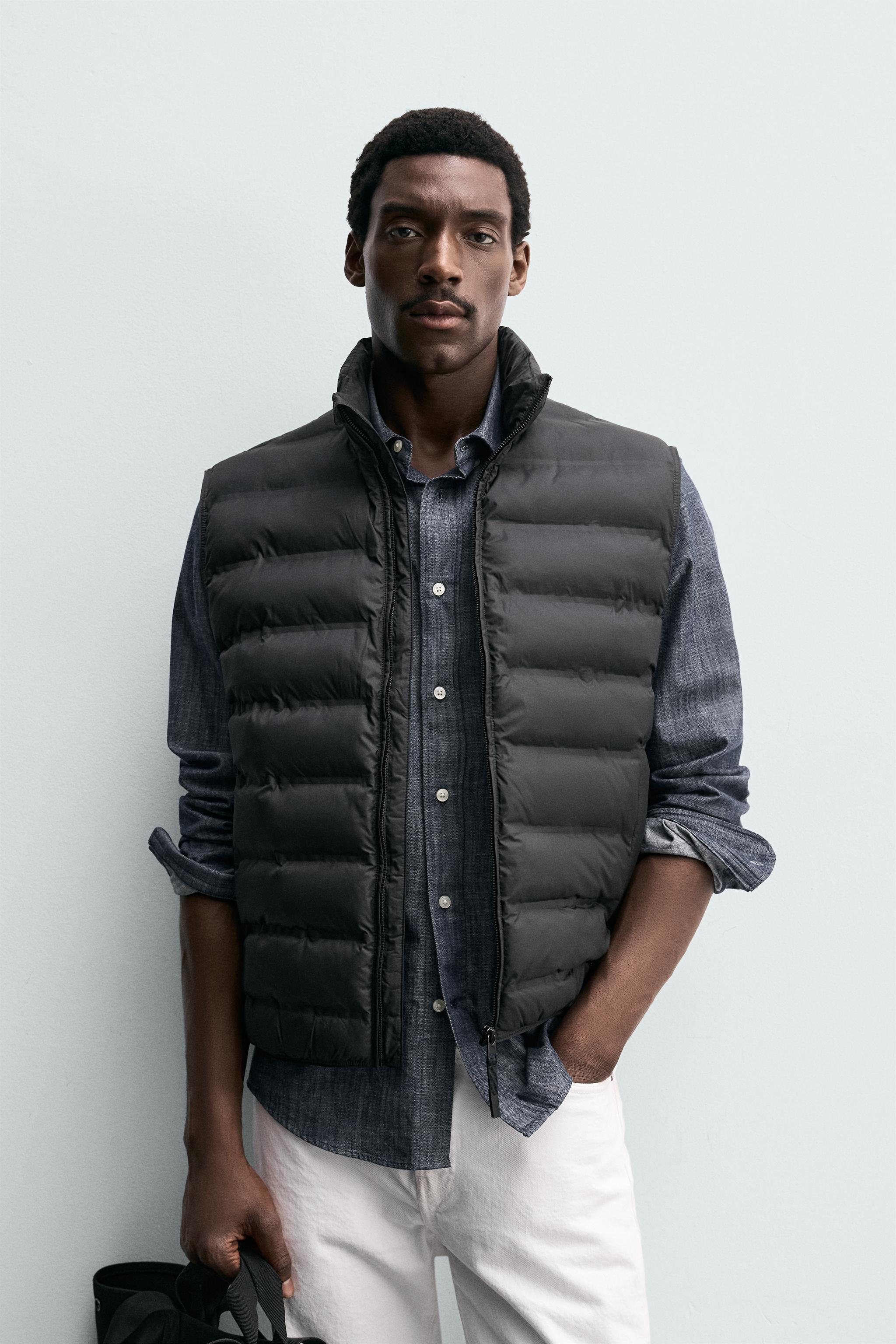 LIGHTWEIGHT WATER REPELLENT PUFFER VEST